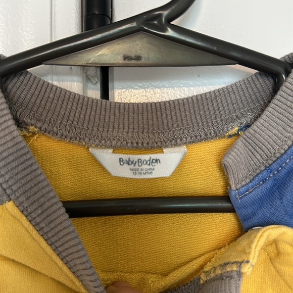 Baby Boden Colorblock Sweatershirt Size 12-18months - Picture 3 of 4